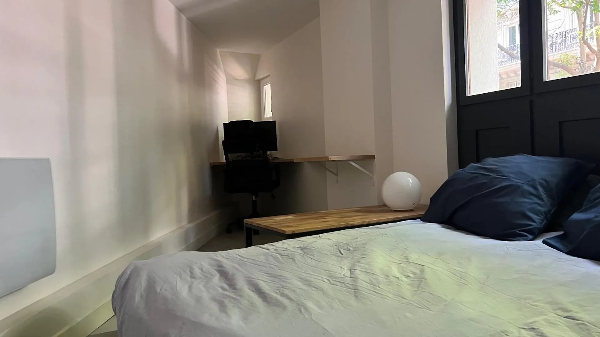 Etage Meynadier Paris Homestay